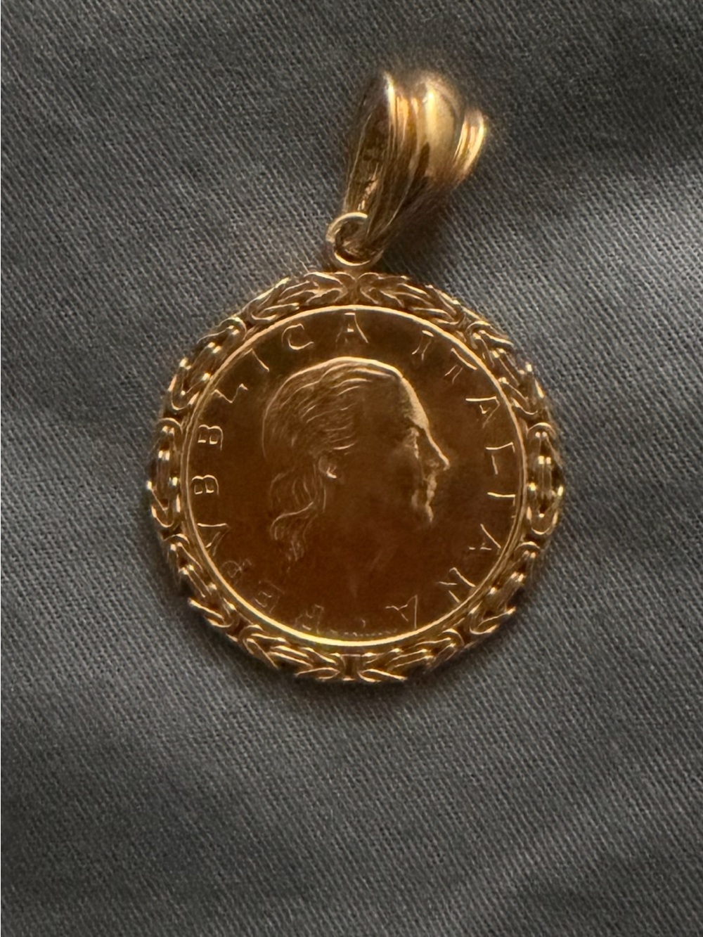 Rose Gold Coin Pendant Necklace - Italian